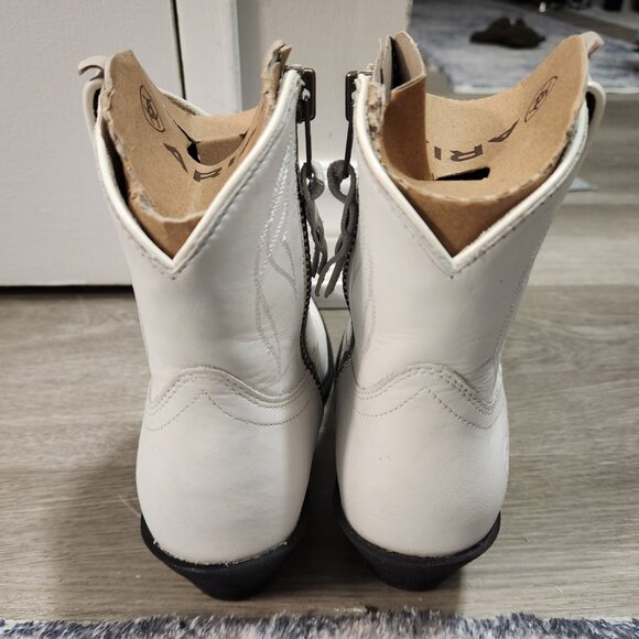 Ariat White Leather Western Booties — Women’s Size 5.5 — Excellent Condition - Picture 3 of 5